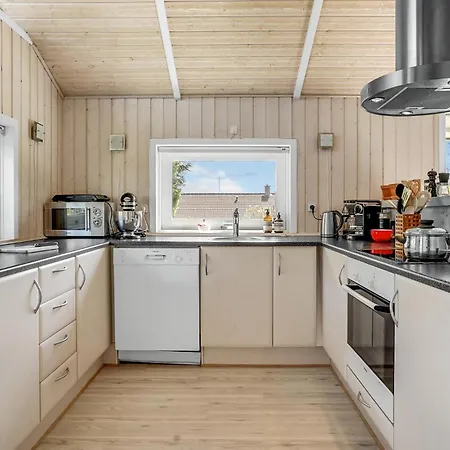 Three-bedroom In Prázdninový dům Middelfart